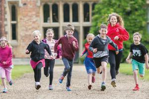 英小学算术和语文课 将加健康饮食内容
