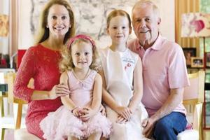 罗杰斯谈女儿再秀开挂中文：热爱最重要