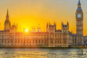 英国大学破天荒聘“乐高”教授 开设奇葩专业