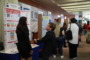 雷杰纳隆科学奖公布 美国九名华裔学生入围前40名