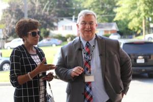 美一公校被指资优录取歧视亚裔 联邦教育部将调查