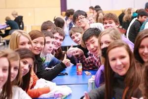 美“技术性失业”需关注 但不应限制留学生等交流