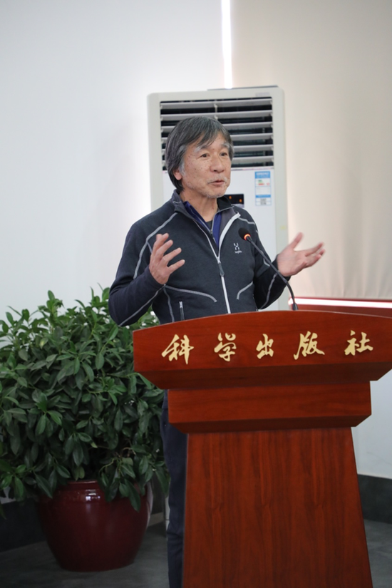 “数独之父”鍜治真起