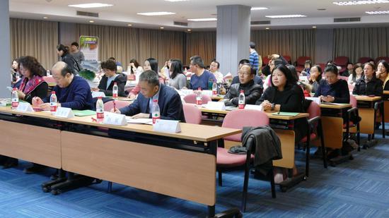 6岁幼儿日托机构教育质量国家标准手册》新书发布会举行