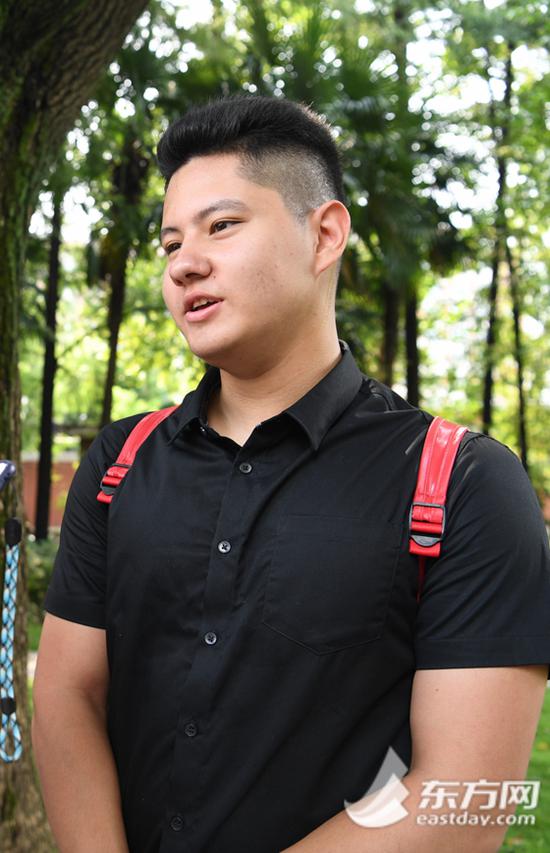 46国学霸齐聚复旦 19岁留学生狂追《延禧攻略