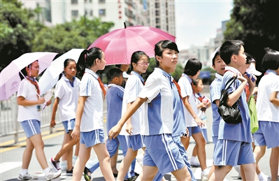 公办中小学学位新增6.29万个。 广州日报全媒体记者轩慧 摄