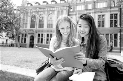 2017至2018学年,共计有363341名中国大陆学生赴美留学,占国际学生总数的33.2%。视觉中国 供图