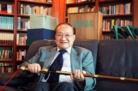 如何成为“双一流”大学的学生?都来看看他们日常读物 金庸 / 图片来源:互联网