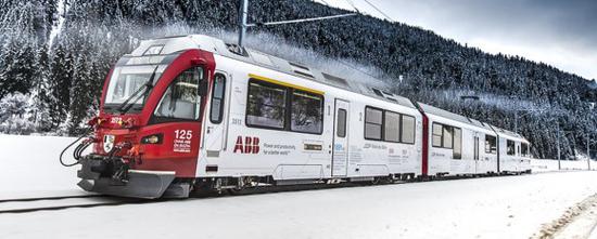 ABB集团125周年庆典时赠与瑞铁的列车。 图源：ABB
