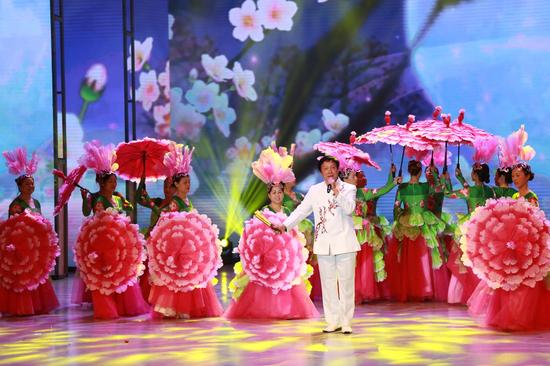 首届“美蕴秋歌”社区教育文艺成果展演活动举办