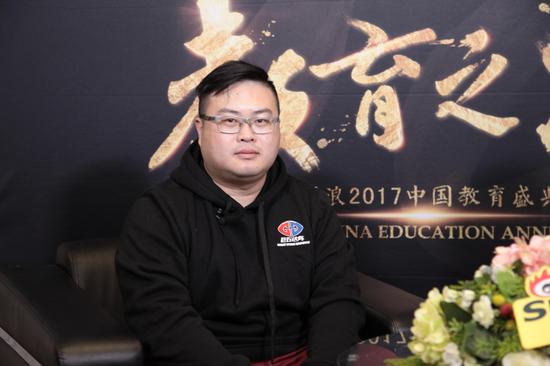 巨石达阵联合创始人 董宇