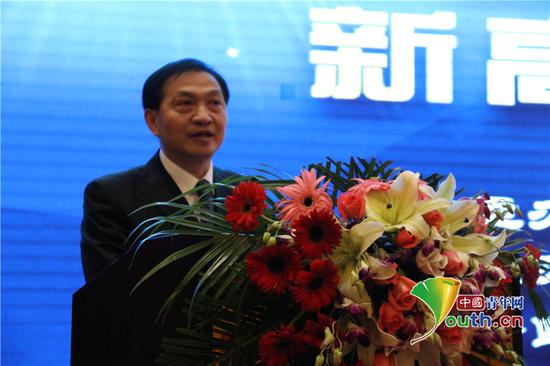 中国高等教育学会副会长张大良致辞。代红玉供图