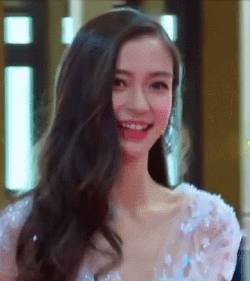 想要春節hold住全場?學baby梳“S”形斜劉海