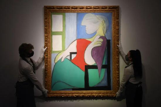 毕加索《坐窗边的女人》卖出6.6亿 仅用19分钟