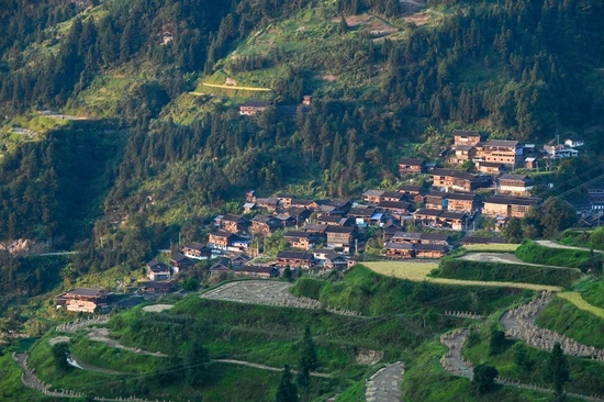 大山里的麻鸟村