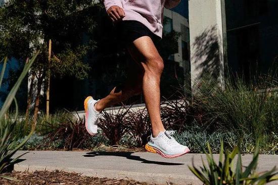 Hoka One One