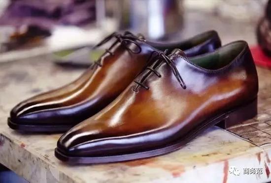 12个高级不易撞款的男鞋品牌,一双鞋能穿几十年