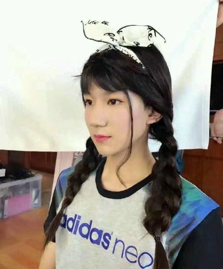 陈伟霆晒女装照 王源女装扮相曝光 “姐姐妹妹”你想娶谁？