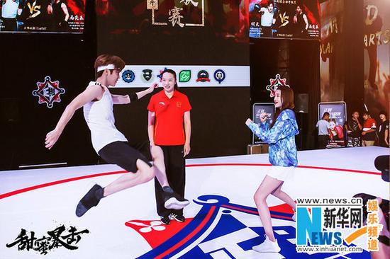 奥运冠军陈中探班《甜蜜暴击》 鹿晗关晓彤受