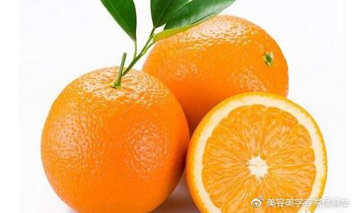 吃橙子