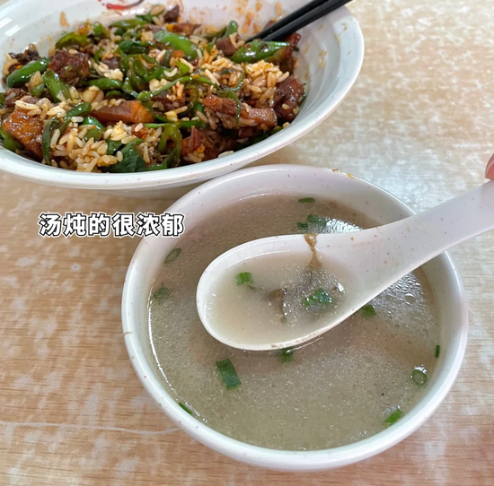 小红书@吃饼艺术家