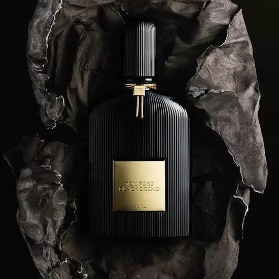 图源ins@tomfordBLACK ORCHID