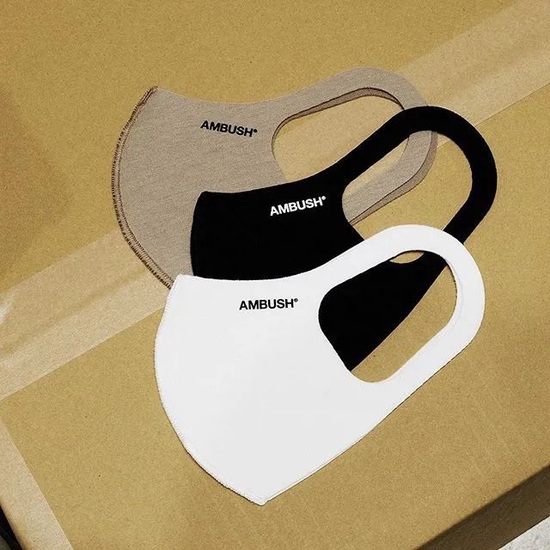 AMBUSH MASK 防尘小 LOGO 简约口罩