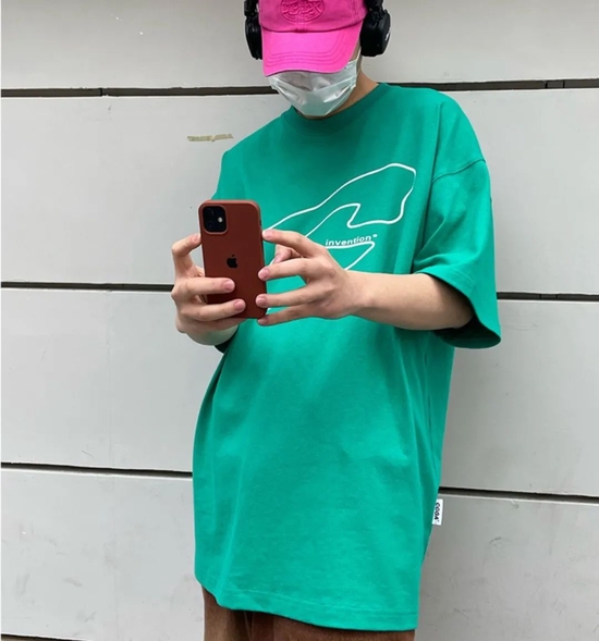  CGGA 圆领印花宽松休闲情侣 T 恤