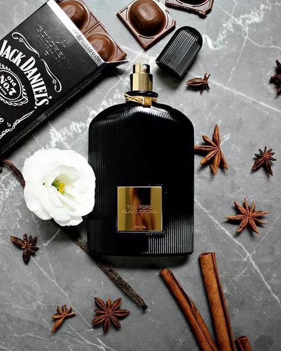 图源ins#tomfordBLACK ORCHID