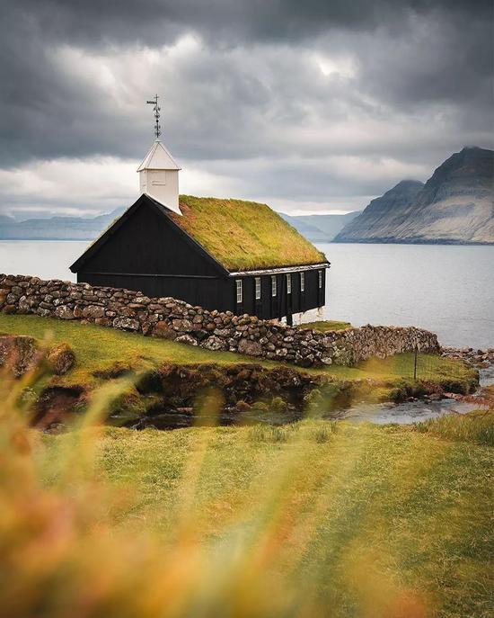 Photo by@visitfaroeislands.ins