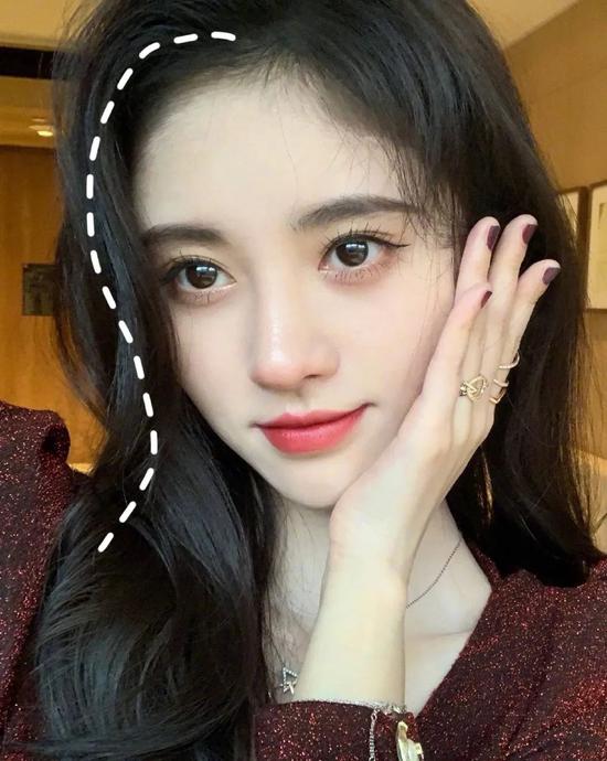 cr:微博@鞠婧祎