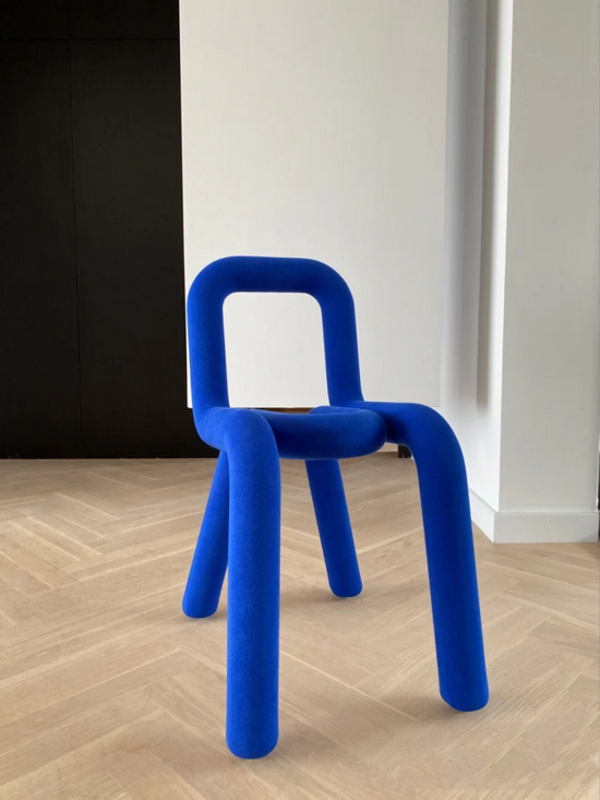 ▲Moustache小胡子椅，被纽约现代艺术博物馆MOMA纳入囊中。