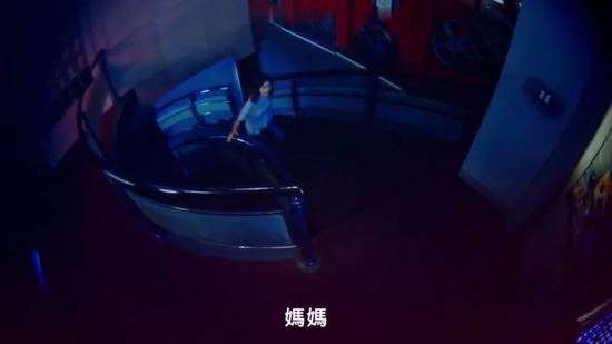 贾静雯：《我们与恶的距离》