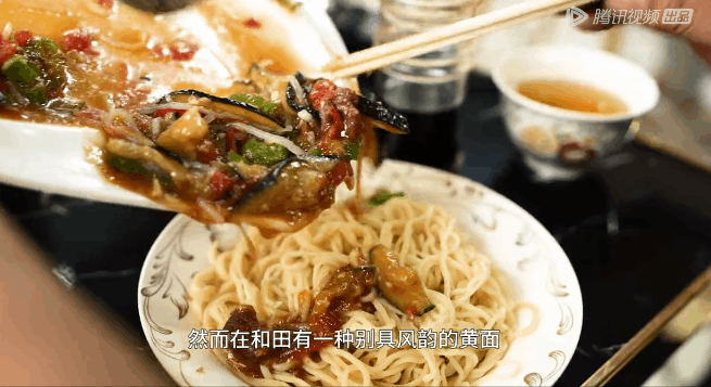 @《排队小吃》