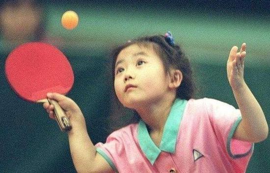 福原爱从5岁开始到中国练习乒乓球