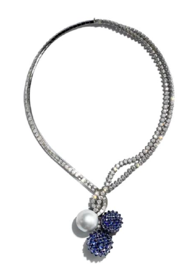 盖尔·加朵佩戴蒂芙尼2022 Blue Book高级珠宝系列BOTANICA - Thistle蓟花造型项链及钻石耳环