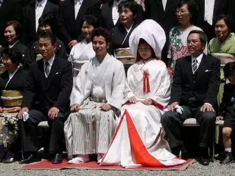 日本：新娘越美丈夫越苦