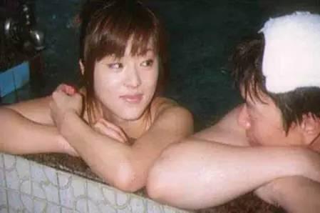 日本：流行“浴池約會”裸體相親