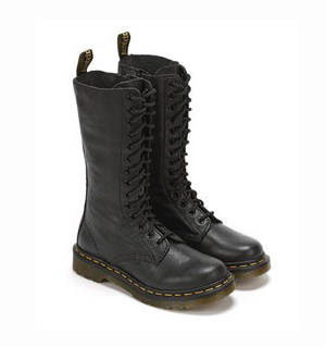 C.P.U Dr．Martens