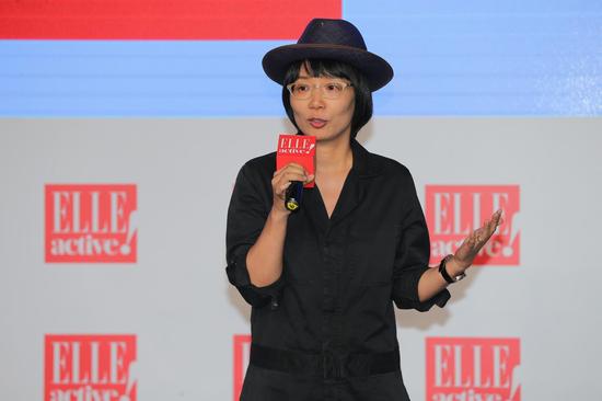 江南布衣创始人李琳回顾了在人生不同阶段遇见的几个“特殊的人“,以及他们对自己现在的人生态度产生的影响