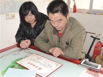 查出胃癌晚期，为减轻父母负担竟想放弃治疗