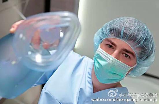 麻醉医生猥琐女病人_四川麻醉医生的收入(3)