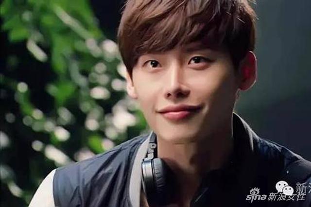 巴西帅哥整成韩国人!朴海镇宋仲基谁的单眼皮迷了你的心?