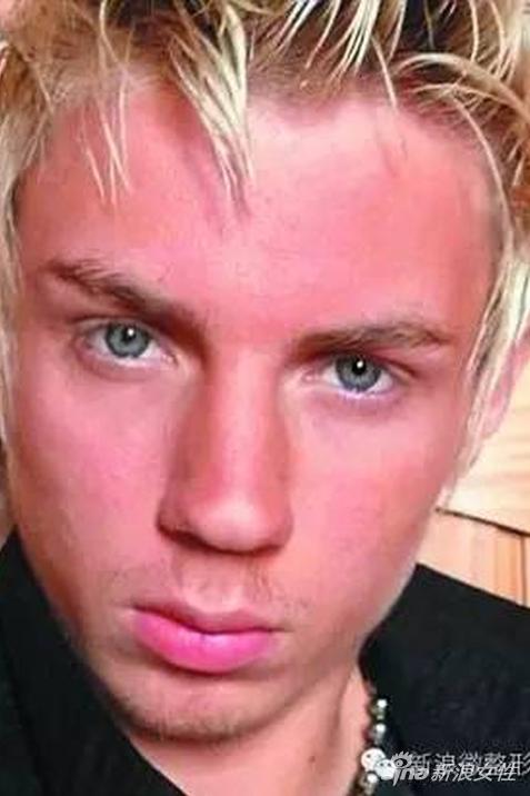 巴西帅哥整成韩国人!朴海镇宋仲基谁的单眼皮