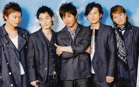 左起:香取慎吾、草彅刚、木村拓哉、稻垣吾郎、中居正广