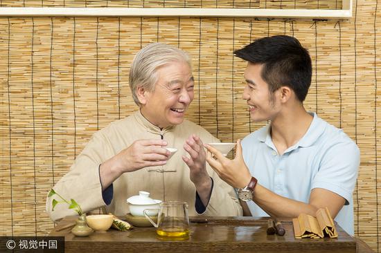 一定要给孩子“铺路”吗？