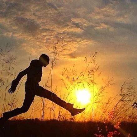 不再去期待任何人 IlmM-fyhskrq1675492.jpg