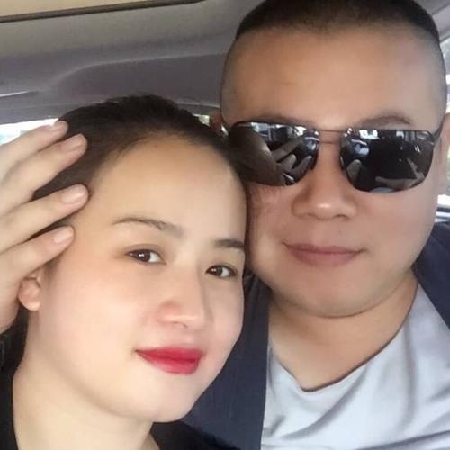 岳云鹏哽咽着说自己不想再红了,他这一路也挺