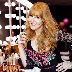 charlotte tilbury,charlotte de witte charlotte tilbury 图片来源:thespotlyte