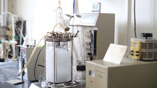 第一台生物发酵罐，华熙生物玻尿酸的开始……